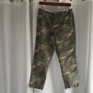 Madewell Women's Green Camouflage Cropped Pants